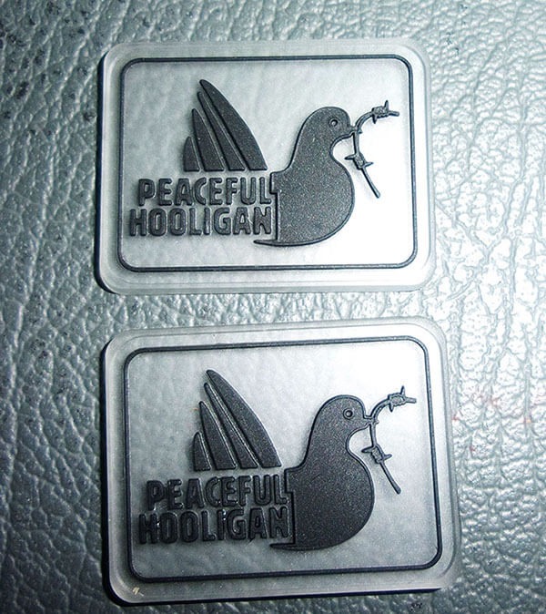 Logo may mặc