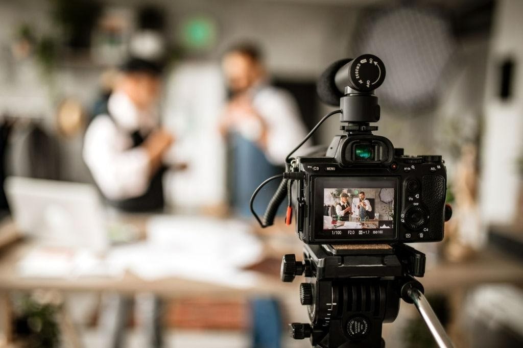 Sản xuất video quảng bá